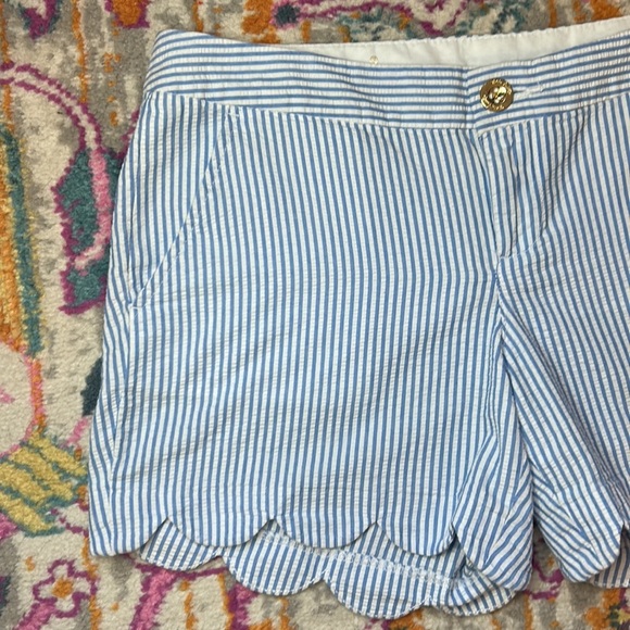 Lilly Pulitzer Buttercup Seersucker Scalloped Short Size 4 - Picture 10 of 16